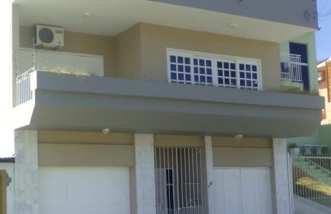 Vendas Centro – Rua Antonio Augusto de Azevedo (atrás da Ana Lanches)