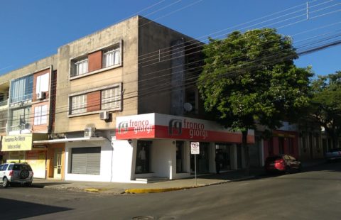 Vendas – Centro – Edifício América Rua Vasco Alves esquina Conde de Porto Alegre