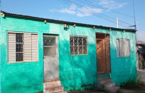 Rua Otacilio de Oliveira casa verde a direita nº 250