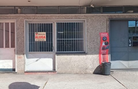Aluguel Centro – Av. João Goulart nº 170 – à 50 metros do Parque Internacional