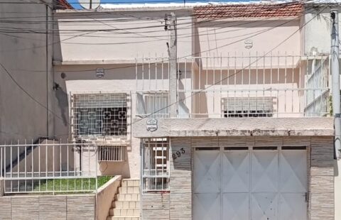 Vendas Centro Rua Vasco Alves (em frente ao  muro da Santa Casa)