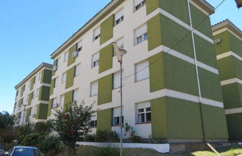 Av. Daltro Filho nº629 aptº301 bloco 1 – Centro