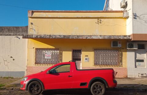 Rua Thomaz Albornoz, 496