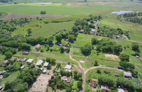 Vendas  Chácara na Vila Santa Rita,1 hectare e 16 ares, à 60 km da Santana do Livramento em direção à  cidade de Rosário do Sul